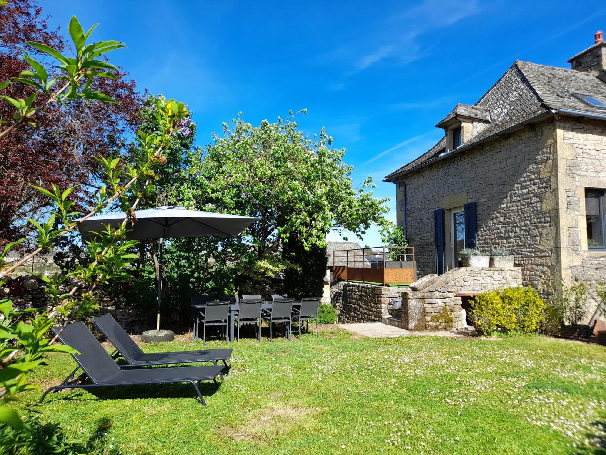 Gite Du Portalet Bozouls Exterior foto